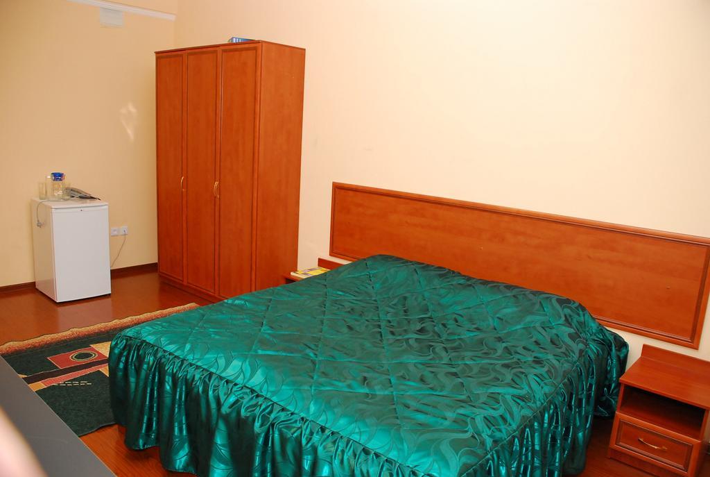 Hotel "Arai" Aktobe Bagian luar foto